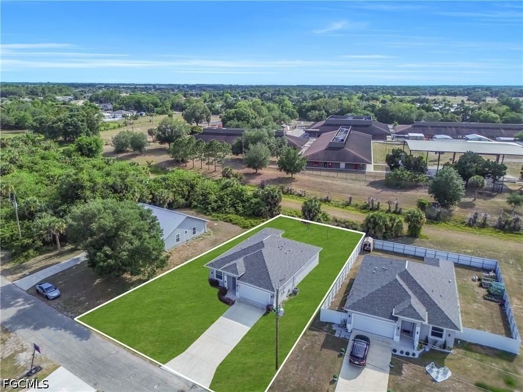 2013 Inglewood Circle, Labelle, FL 33935 photo 4