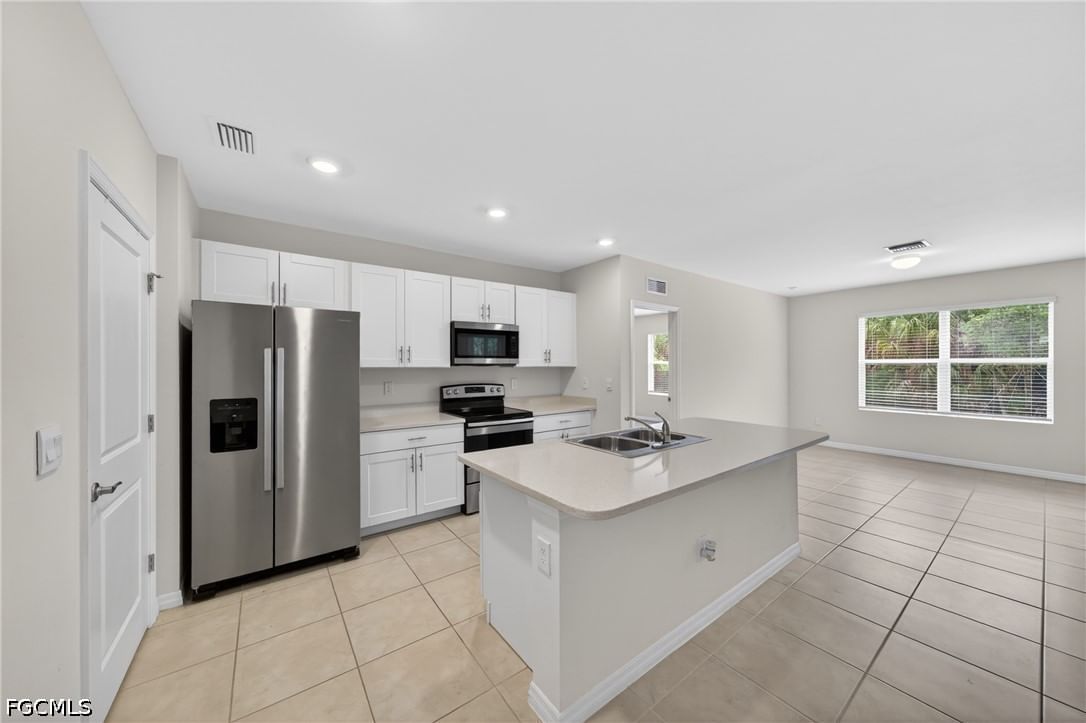18546 Marlin Kite Lane, North Fort Myers, FL 33917 photo 2