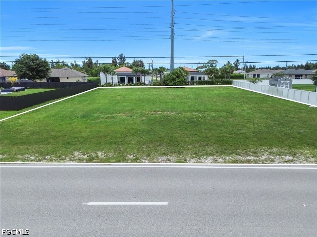 241 El Dorado Boulevard S, Cape Coral, FL 33991 photo 2