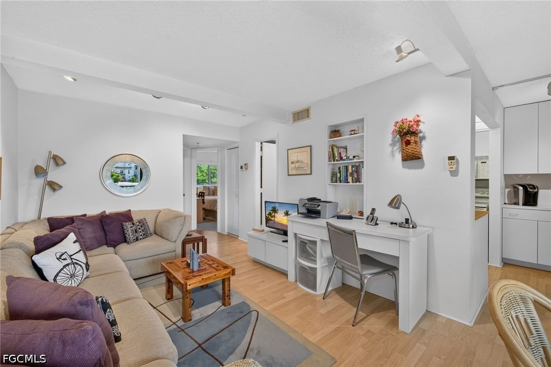 1250 Tennisplace Court #E22, Sanibel, FL 33957 photo 4