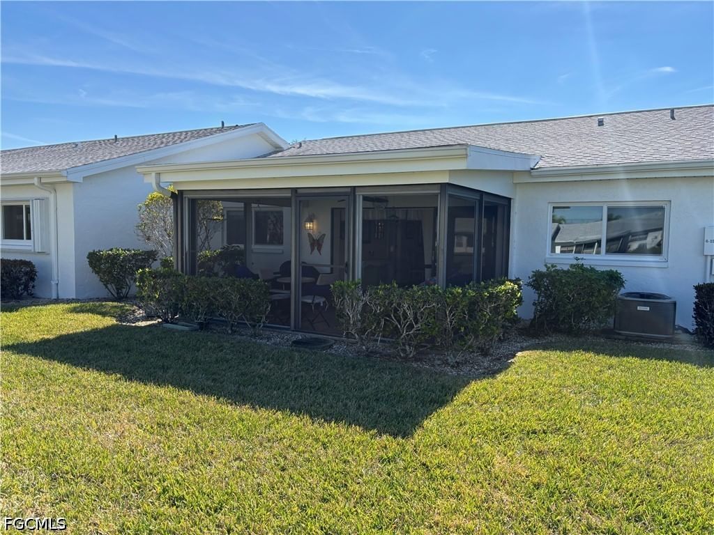 1515 Edgewater Circle, Fort Myers, FL 33919 photo 3