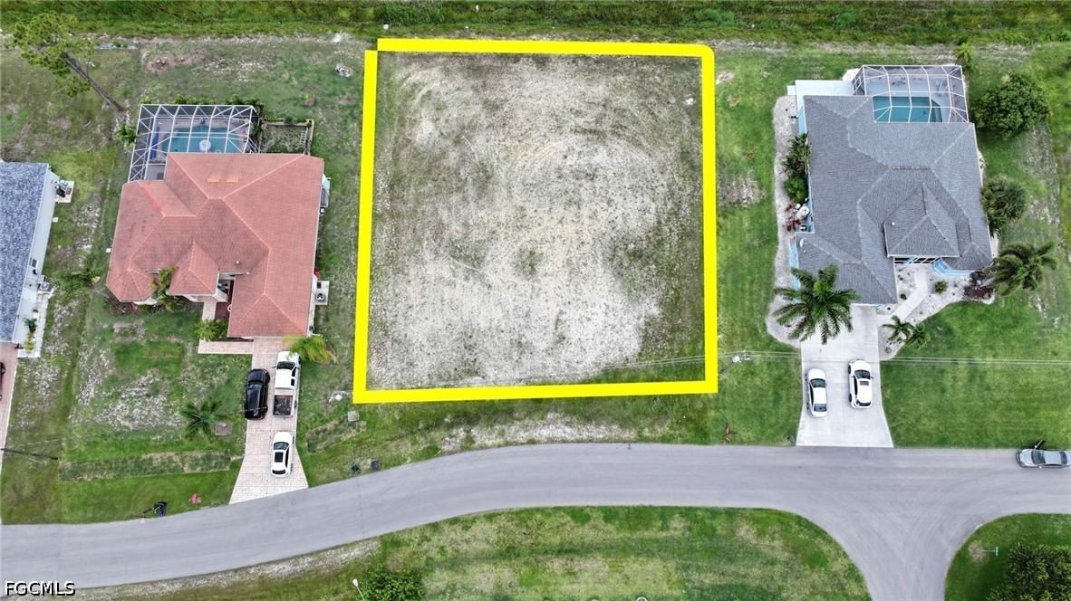 2205 NW 26th Place, Cape Coral, FL 33993 photo 3