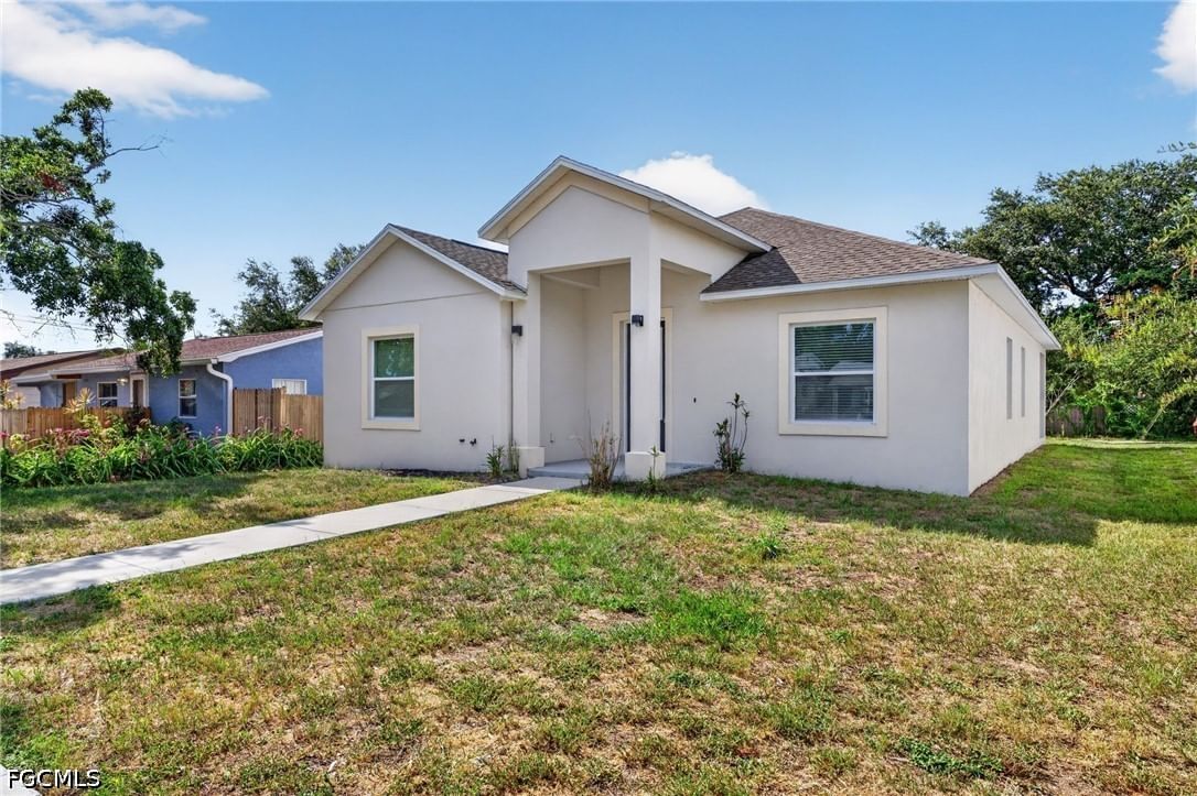 7977 49th Avenue N, St Petersburg, FL 33709 photo 2