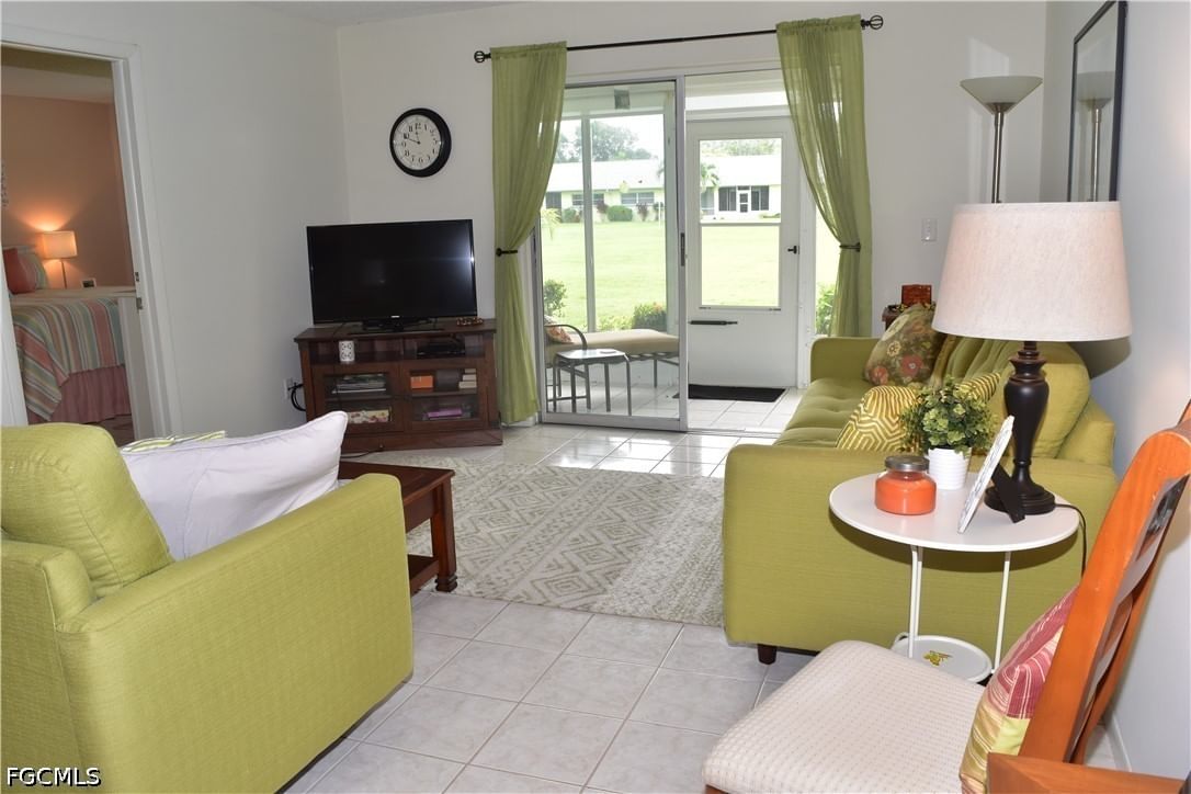6801 Lake McGregor Circle, Fort Myers, FL 33919 photo 4