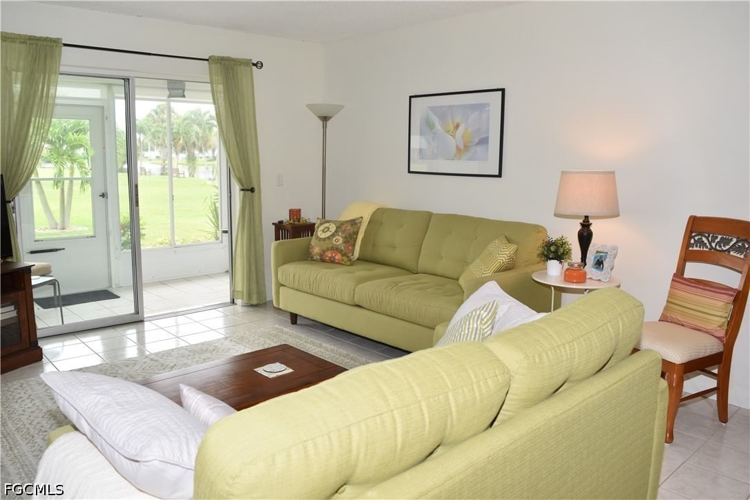 6801 Lake McGregor Circle, Fort Myers, FL 33919 photo 5