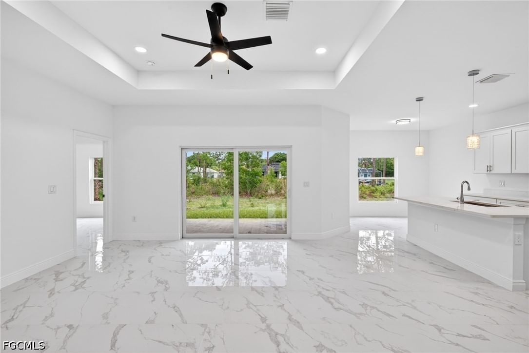 810 Jackson Avenue, Lehigh Acres, FL 33972 photo 3