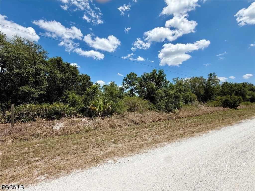565 S Utopia Street, Clewiston, FL 33440 photo 3