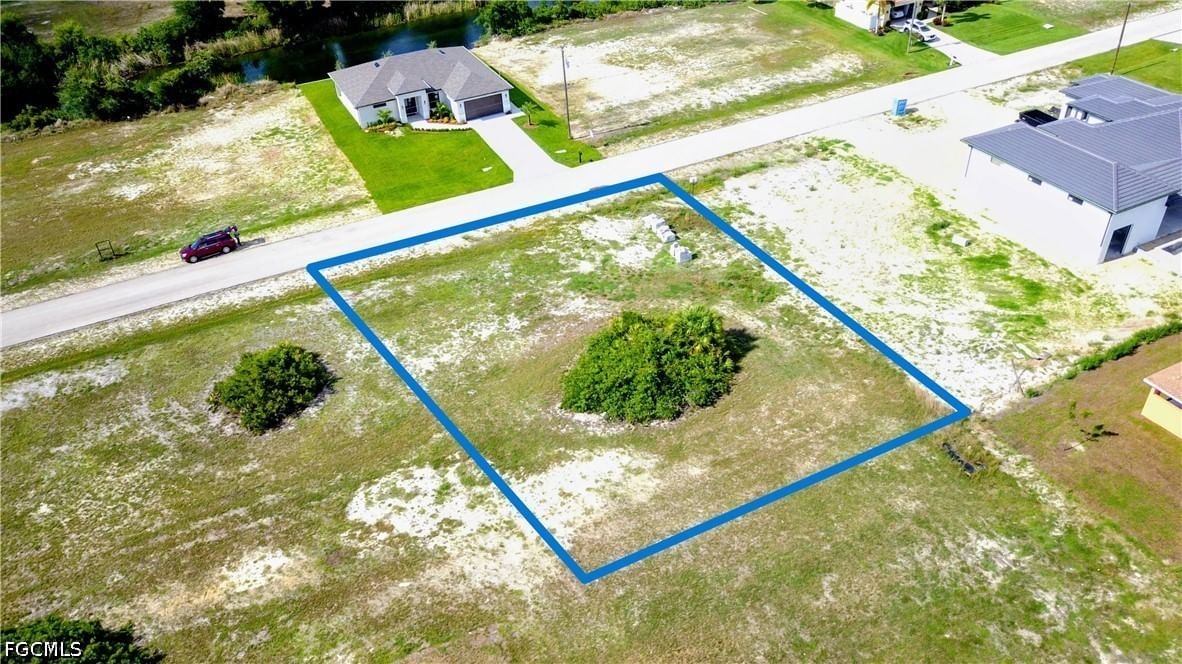 1238 NW 24th Terrace, Cape Coral, FL 33993 photo 2