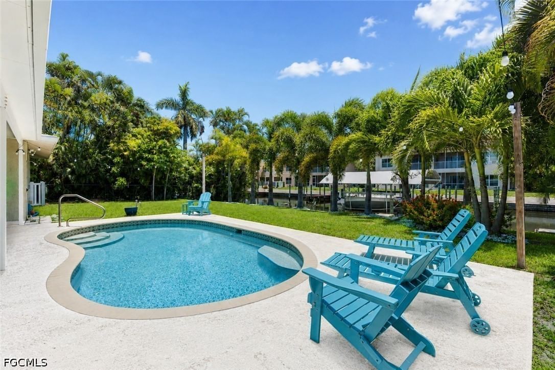5118 York Court, Cape Coral, FL 33904 photo 2