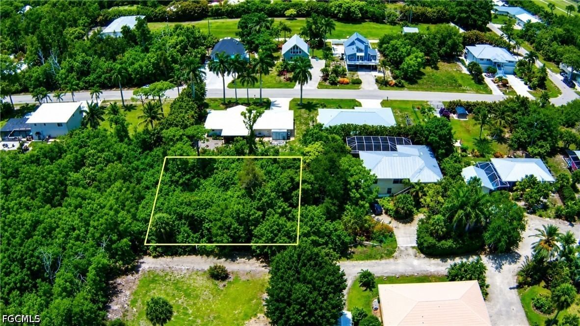 7455 Georgiana Drive, Bokeelia, FL 33922 photo 3