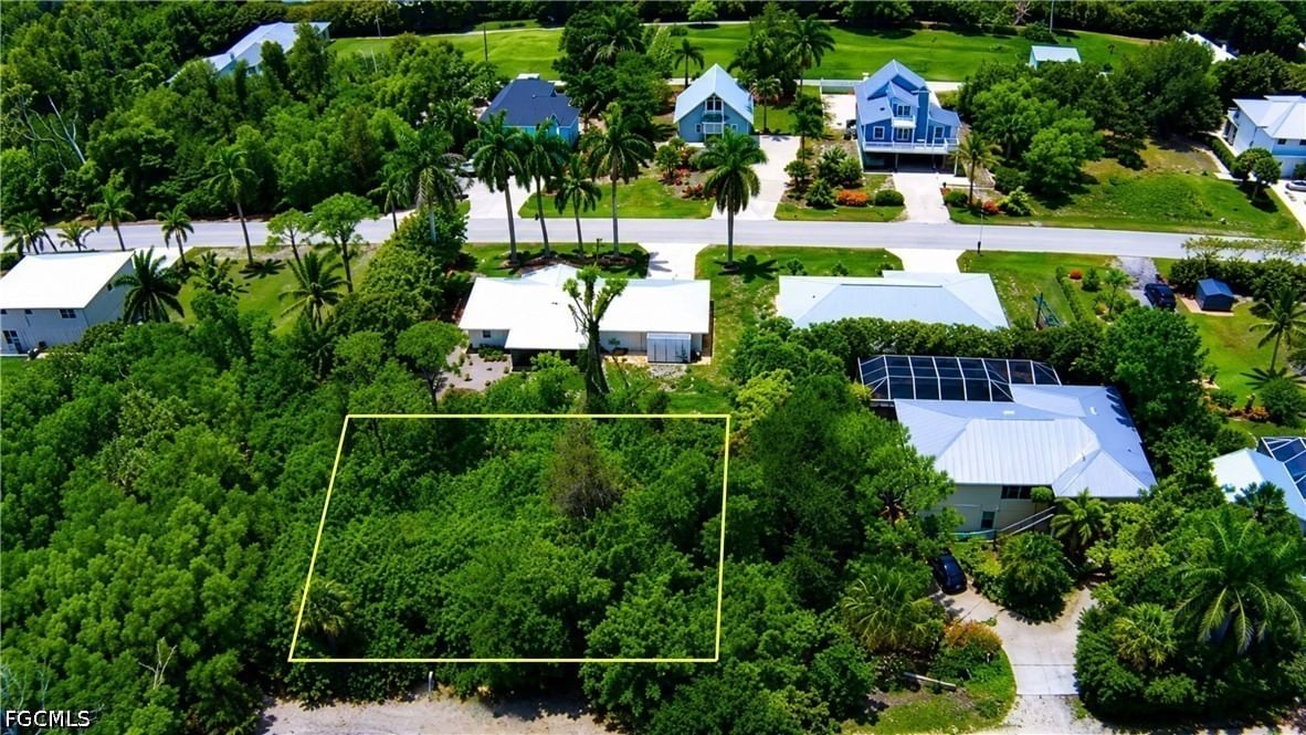 7455 Georgiana Drive, Bokeelia, FL 33922 photo 4