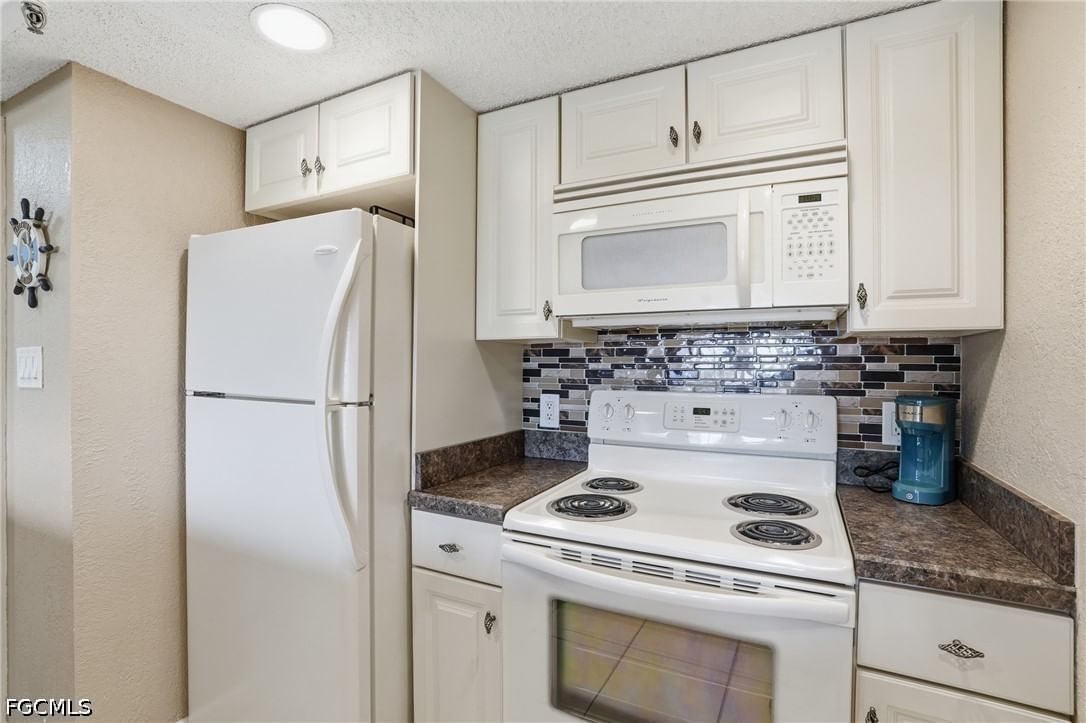 3170 Matecumbe Key Road #127, Punta Gorda, FL 33955 photo 4