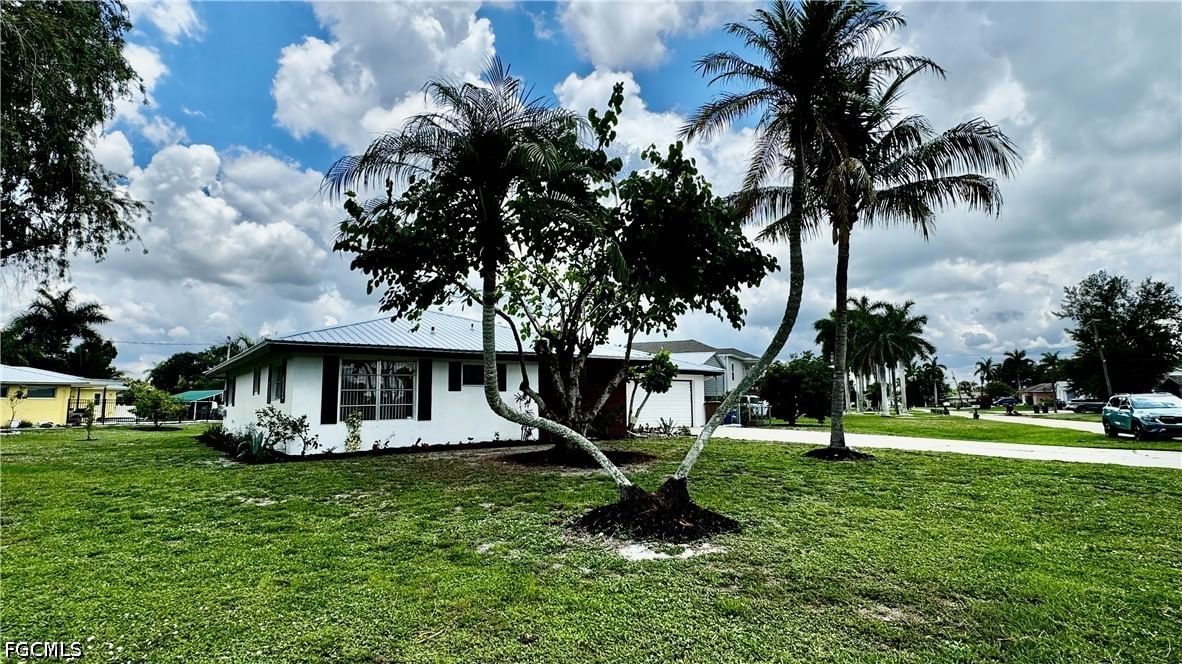 303 Georgia Avenue, Fort Myers, FL 33905 photo 2