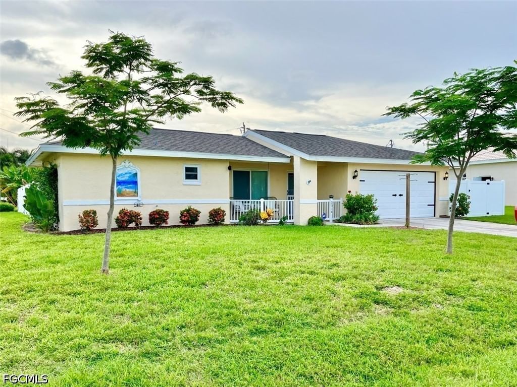 2314 SE 18th Place, Cape Coral, FL 33990 photo 2