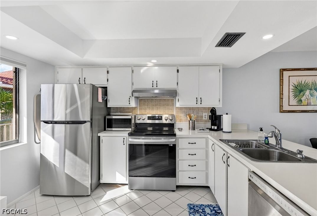 11250 Caravel Circle #306, Fort Myers, FL 33908 photo 3