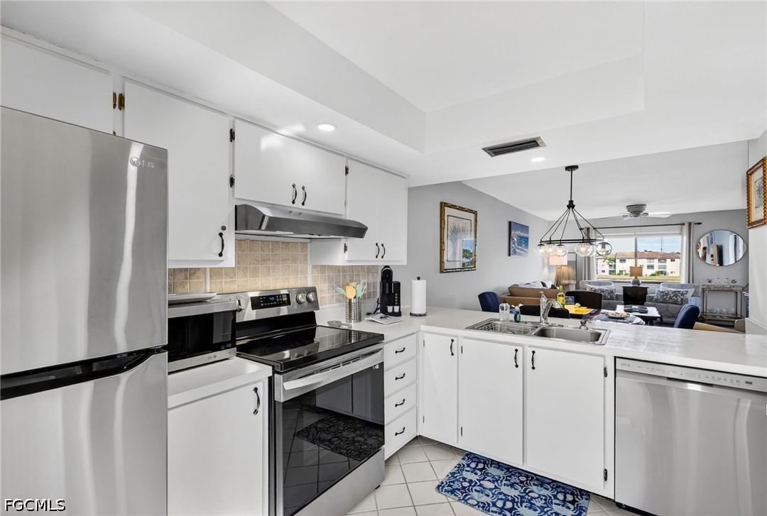 11250 Caravel Circle #306, Fort Myers, FL 33908 photo 4