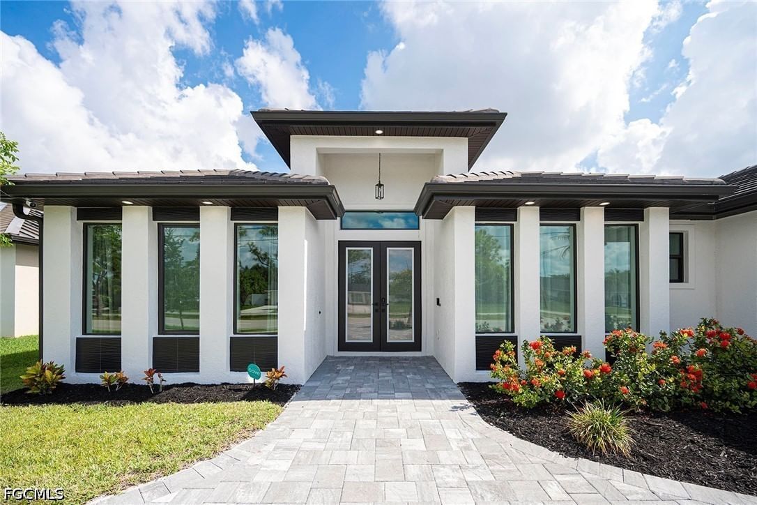 231 Gleason Parkway, Cape Coral, FL 33914 photo 5