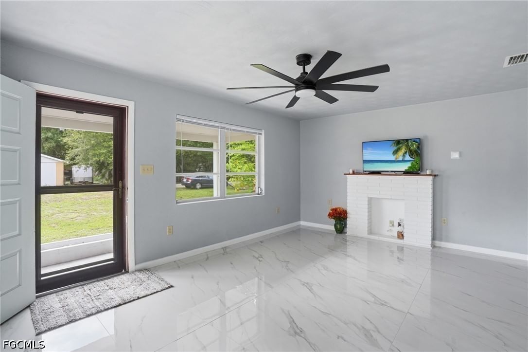 372 Altamont Avenue, Fort Myers, FL 33905 photo 3
