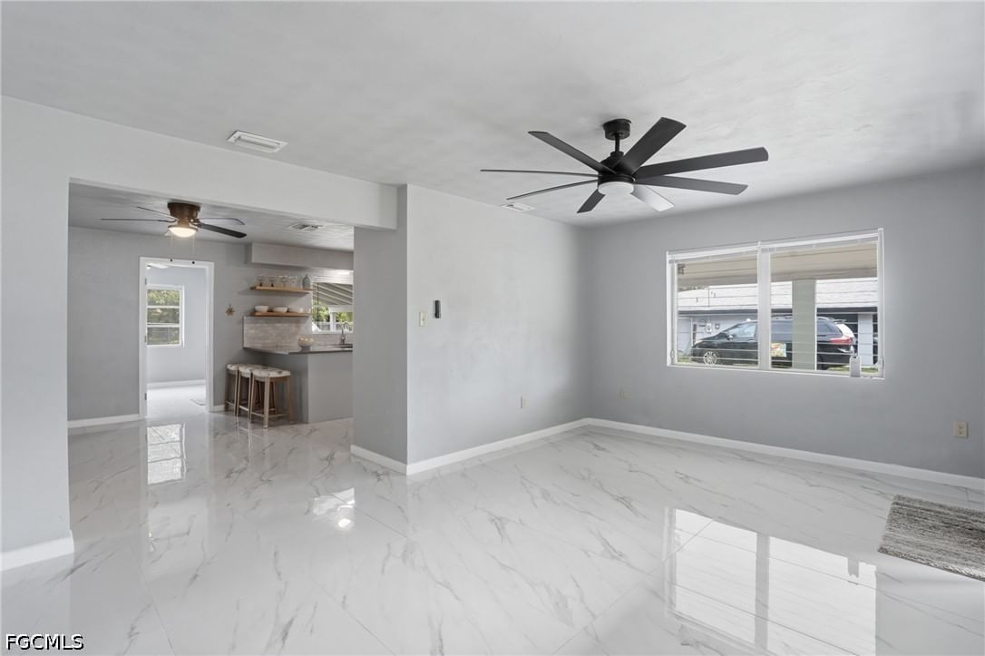 372 Altamont Avenue, Fort Myers, FL 33905 photo 4