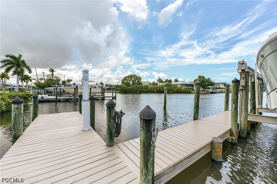 12205 Siesta Drive, Fort Myers Beach, FL 33931 photo 2