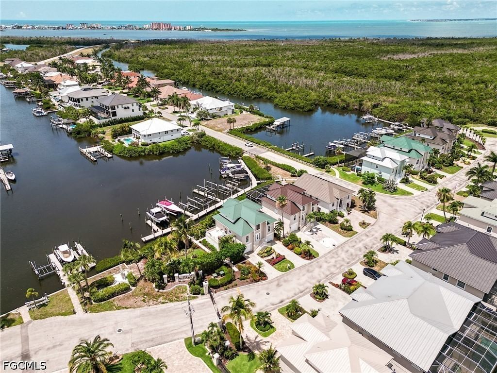 12205 Siesta Drive, Fort Myers Beach, FL 33931 photo 3