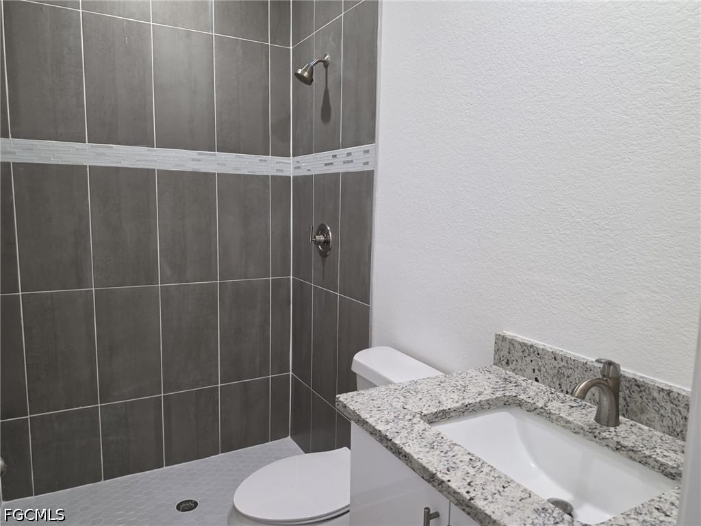 23/25 W 12th Street, Lehigh Acres, FL 33972 photo 4