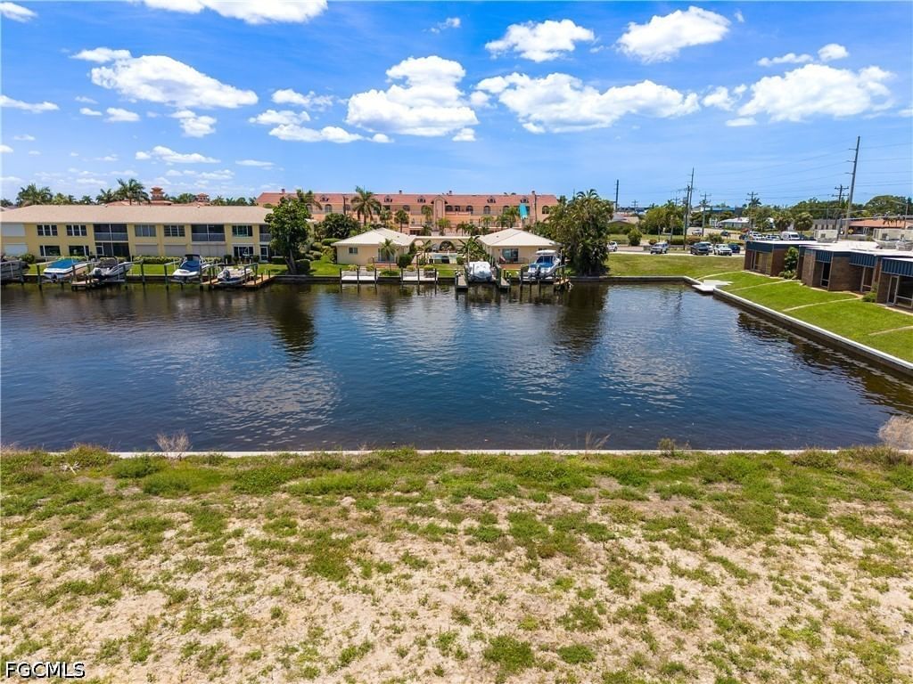 1612 SE 41st Street, Cape Coral, FL 33904 photo 3