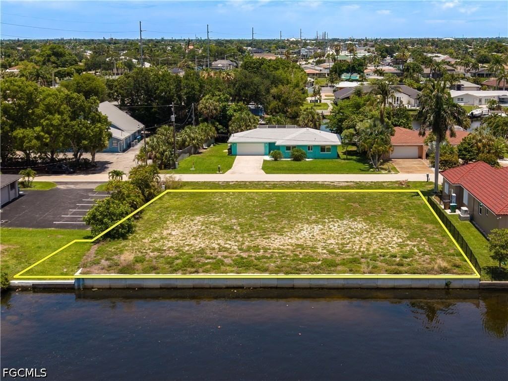 1612 SE 41st Street, Cape Coral, FL 33904 photo 4