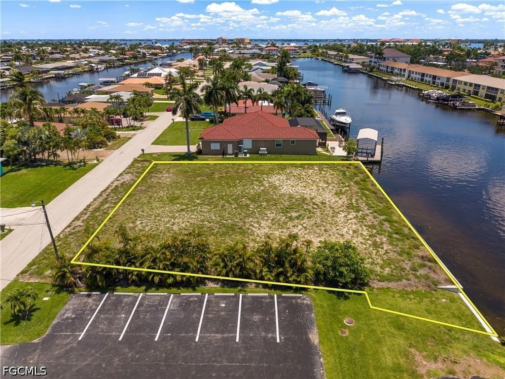 1612 SE 41st Street, Cape Coral, FL 33904 photo 5