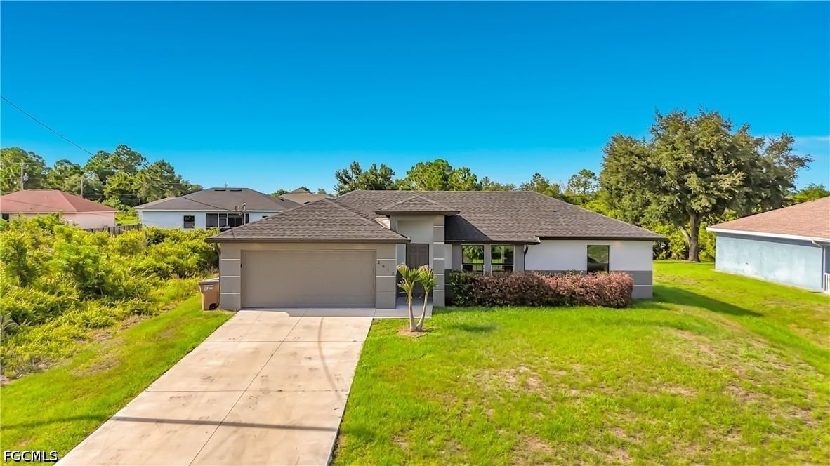 2612 15th Street SW, Lehigh Acres, FL 33976 photo 2