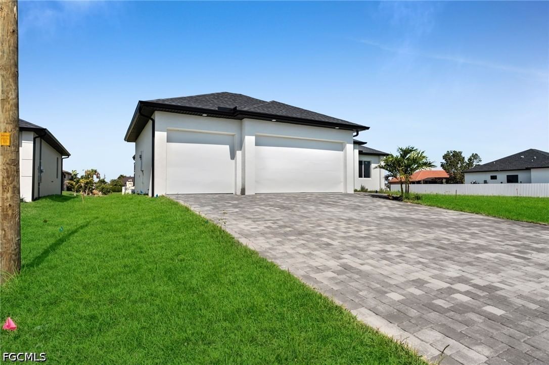 2720 NW 41st Avenue, Cape Coral, FL 33993 photo 3