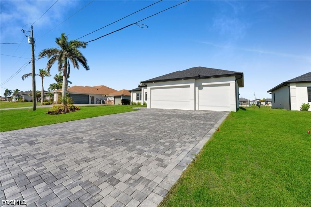 2712 NW 41st Avenue, Cape Coral, FL 33993 photo 2