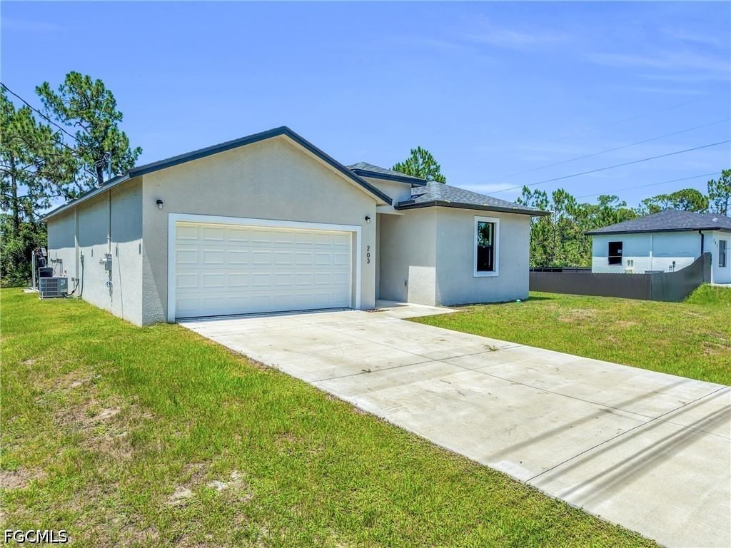 203 E 17th Street, Lehigh Acres, FL 33972 photo 2