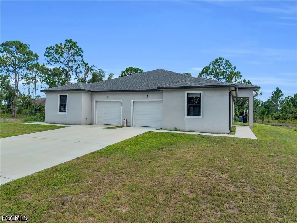 1054 Ainsworth Street E, Lehigh Acres, FL 33974 photo 3