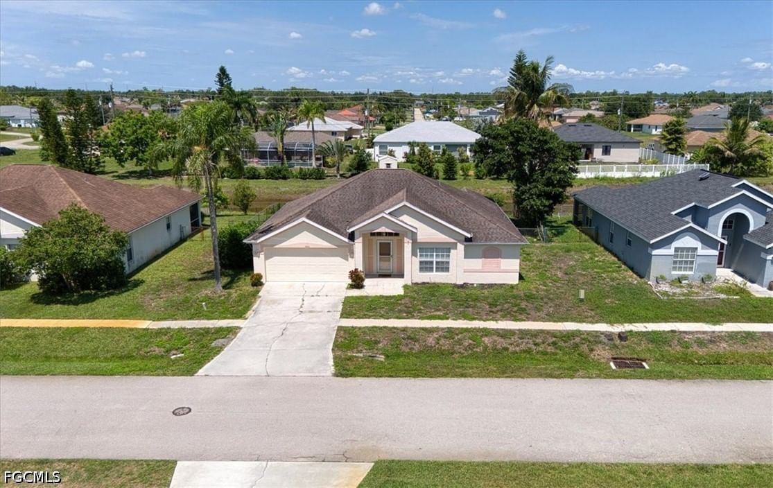 4664 Varsity Circle, Lehigh Acres, FL 33971 photo 2