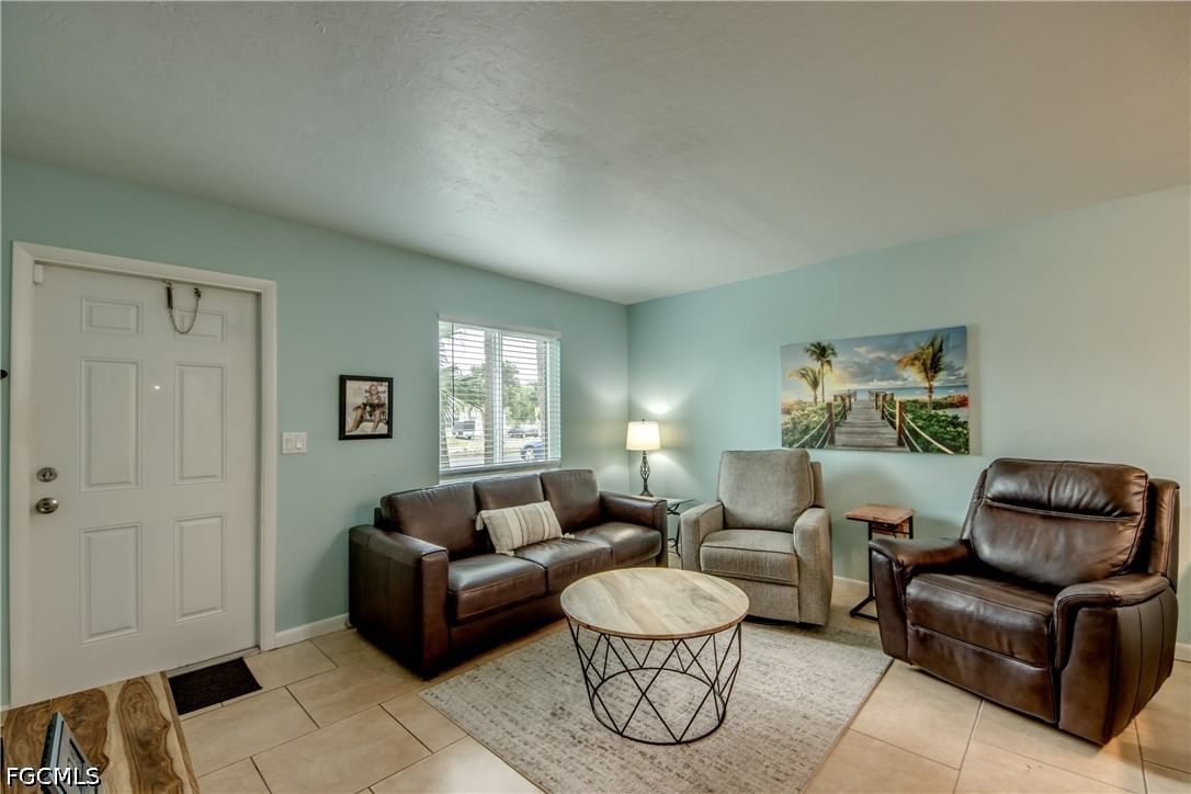 4904 Vincennes Court #108, Cape Coral, FL 33904 photo 5