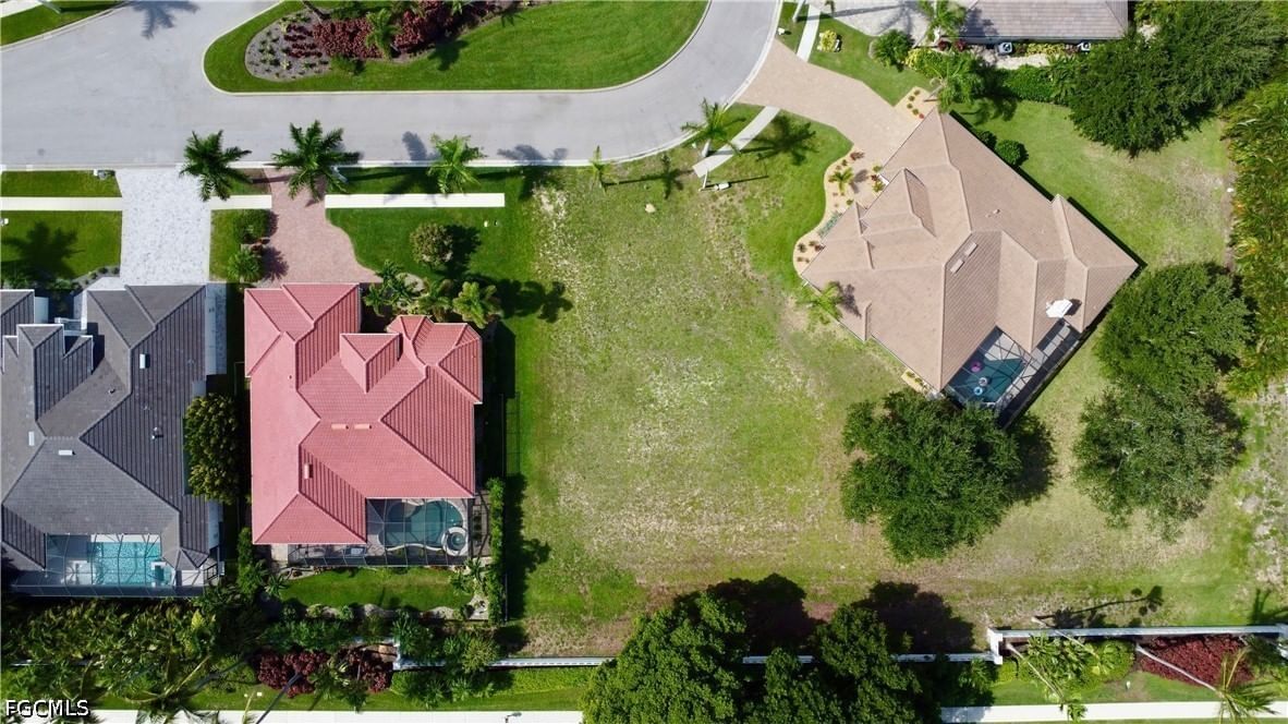 1907 Lagoon Lane, Cape Coral, FL 33914 photo 3