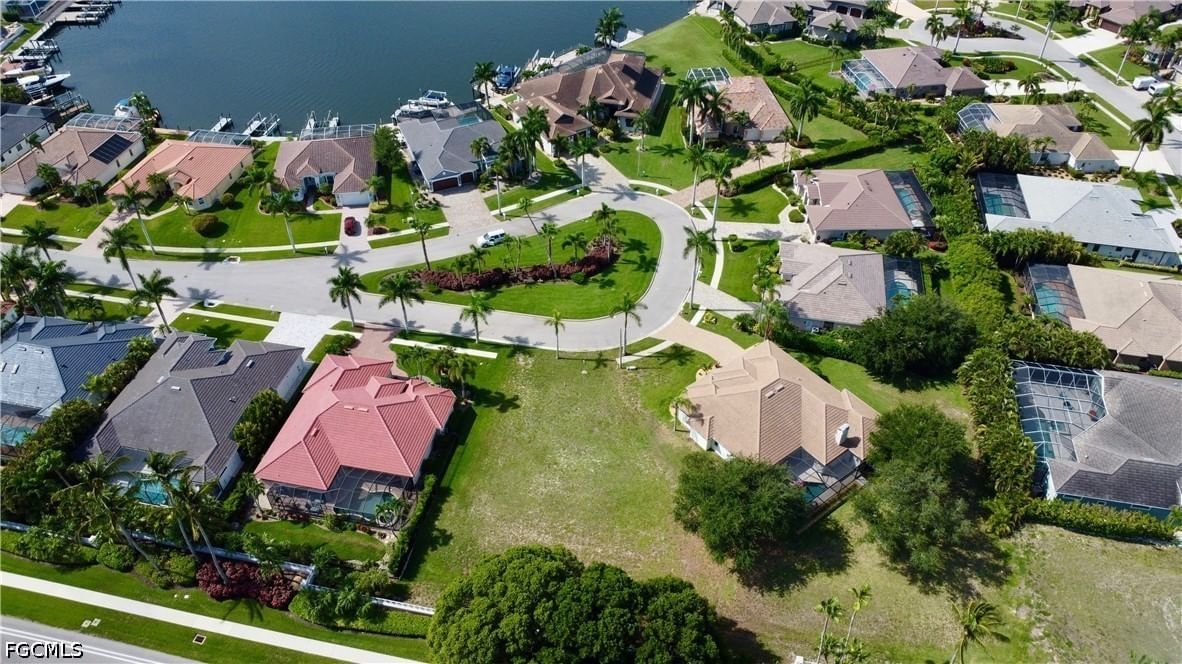 1907 Lagoon Lane, Cape Coral, FL 33914 photo 4