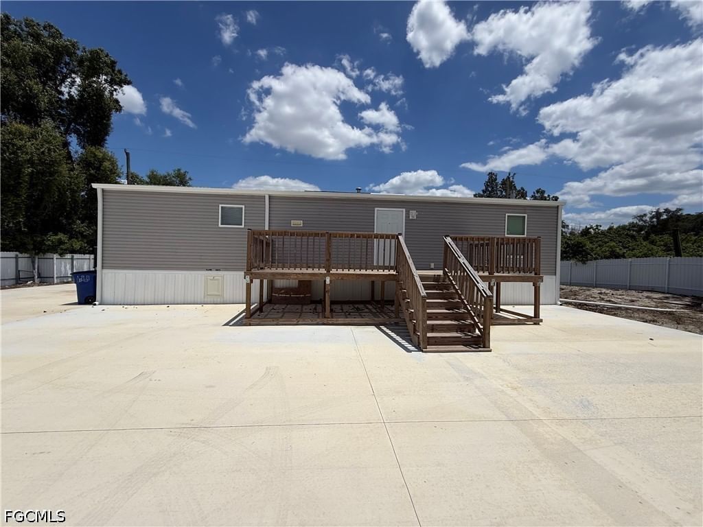 8165 Heck Drive, North Fort Myers, FL 33917 photo 2