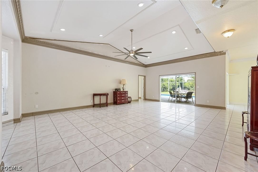 4925 Skates Circle, Fort Myers, FL 33905 photo 5