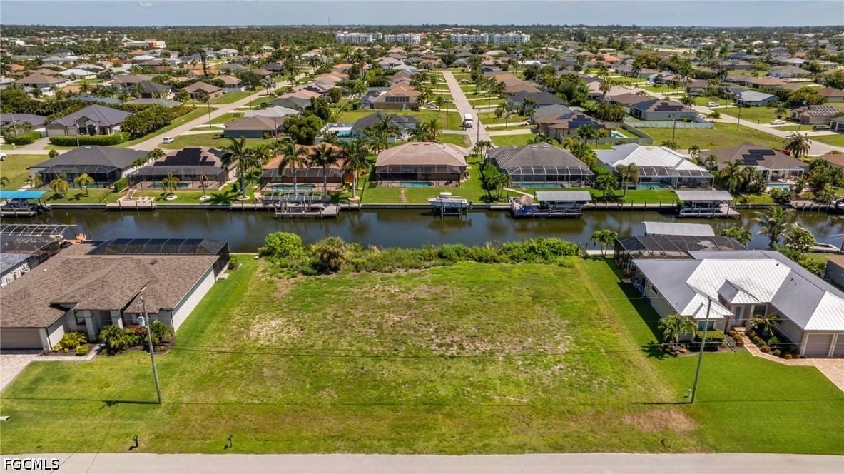 2201 SW 28th Terrace, Cape Coral, FL 33914 photo 2