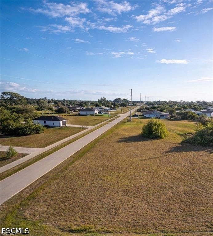 1546 El Dorado Boulevard N, Cape Coral, FL 33993 photo 2