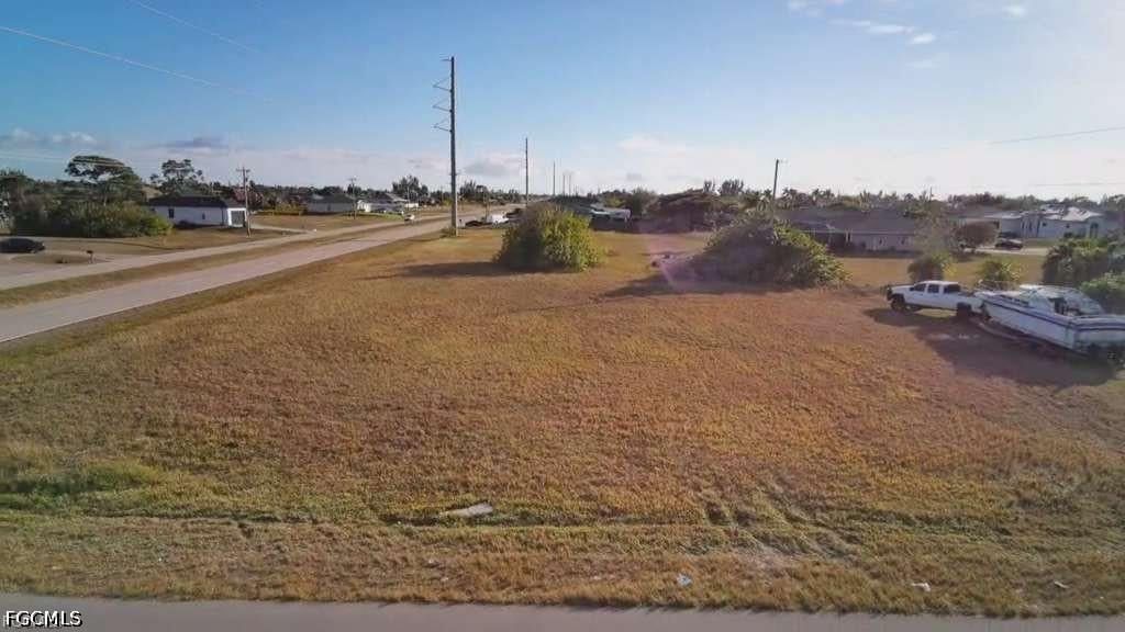 1546 El Dorado Boulevard N, Cape Coral, FL 33993 photo 3