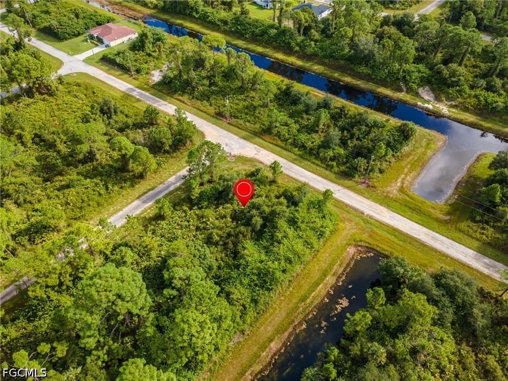 1068 Belmont Street E, Lehigh Acres, FL 33974 photo 5