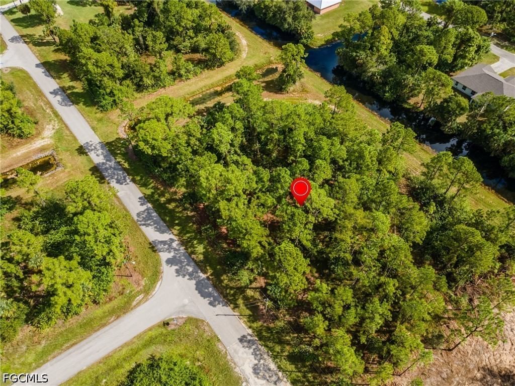 231 Thornton Avenue S, Lehigh Acres, FL 33974 photo 5