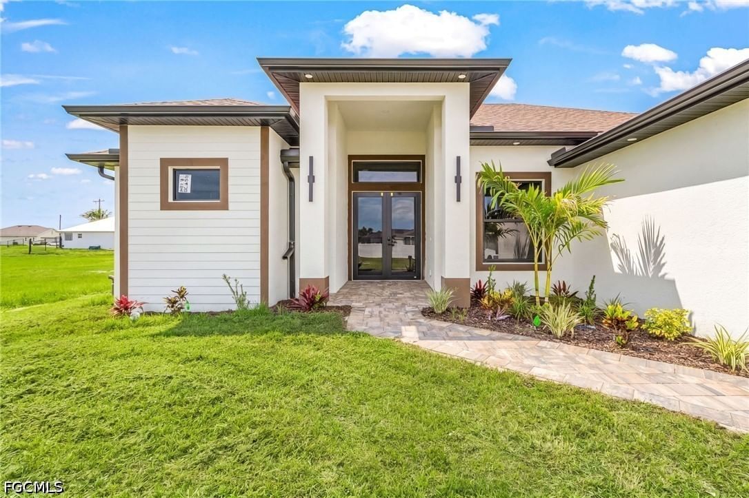 7 SW 19th Place, Cape Coral, FL 33991 photo 4