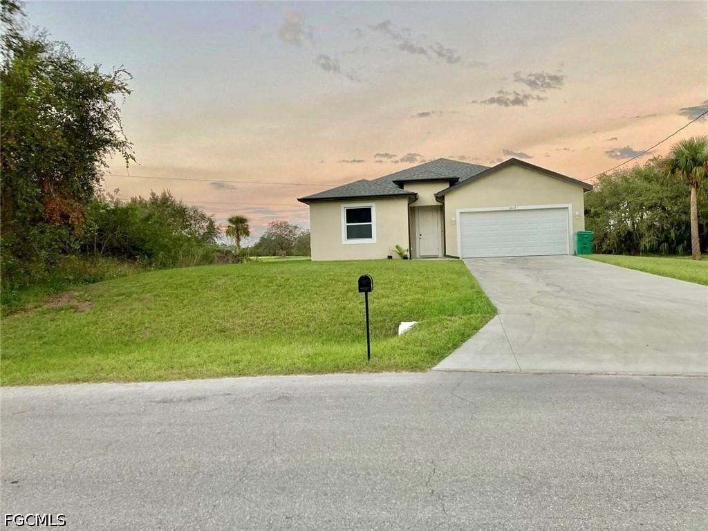 2013 Odessa Circle, Labelle, FL 33935 photo 2