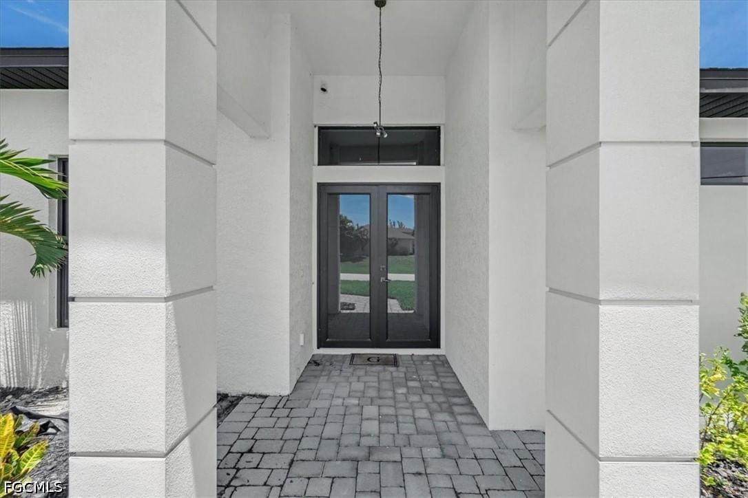 1419 SW 21st Avenue, Cape Coral, FL 33991 photo 4