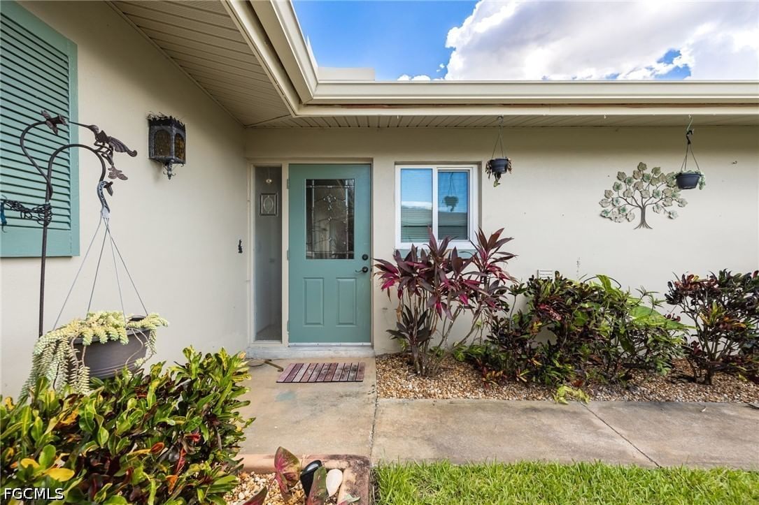 5585 Hamlet Lane, Fort Myers, FL 33919 photo 5