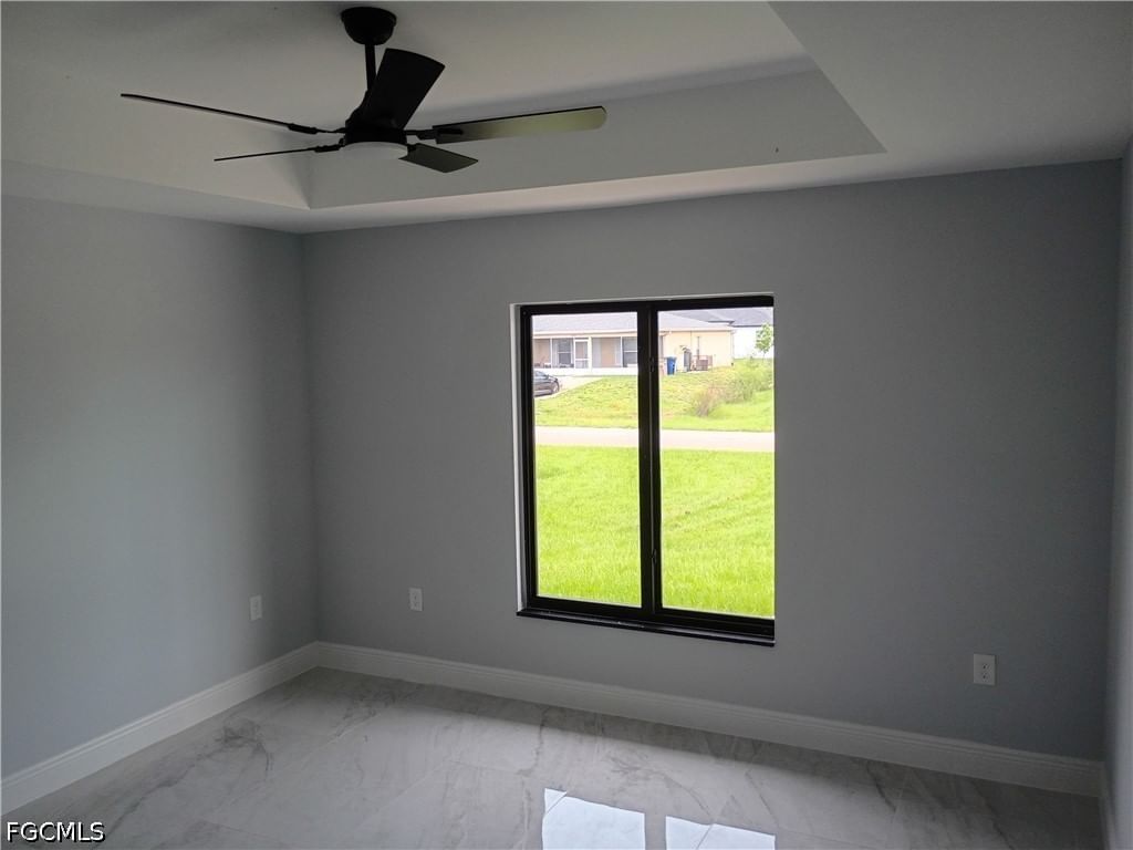 4560/4562 Golfview Boulevard, Lehigh Acres, FL 33973 photo 3